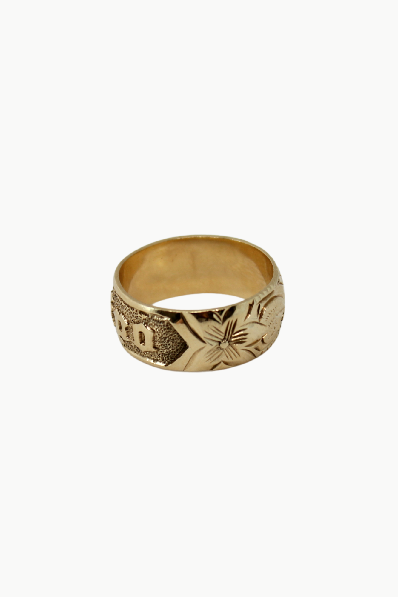 'Kuʻuipo' with Plumerias Ring in Size 6.75