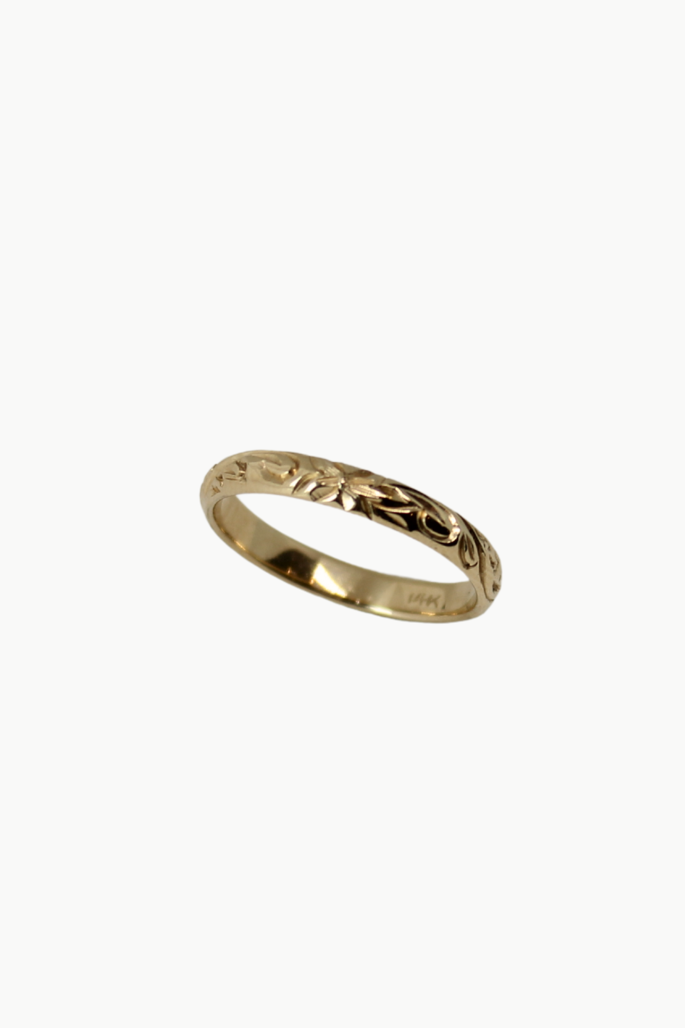 Hawaiian Heritage + Plumeria Eternity Band in Size 6