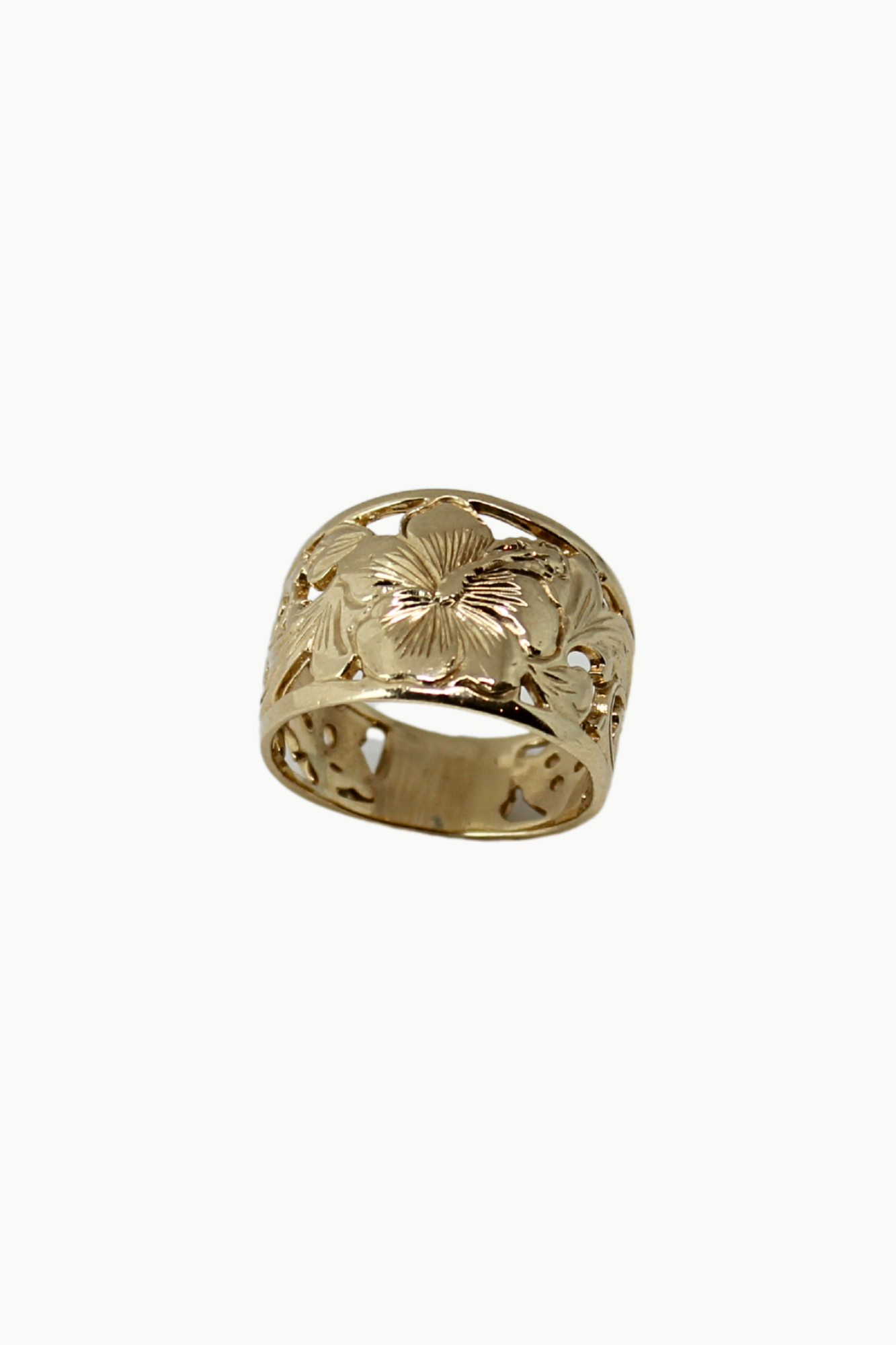 Hibiscus Cigar Band Style Ring in Size 7.5