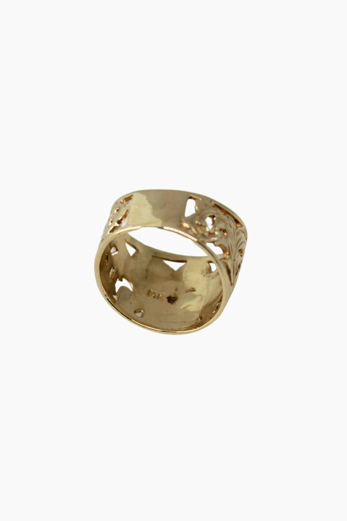 Hibiscus Cigar Band Style Ring in Size 7.5