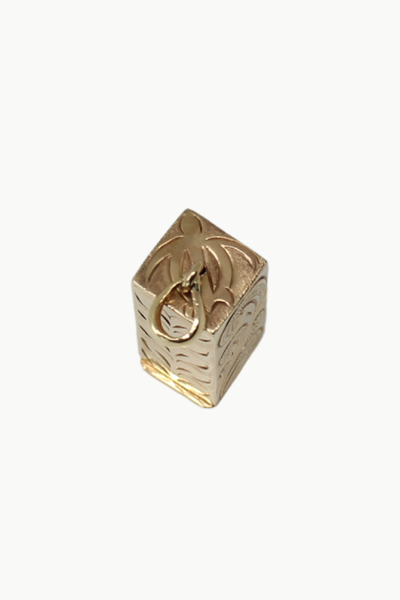 Hawaiian Heirloom Pill Box Pendant