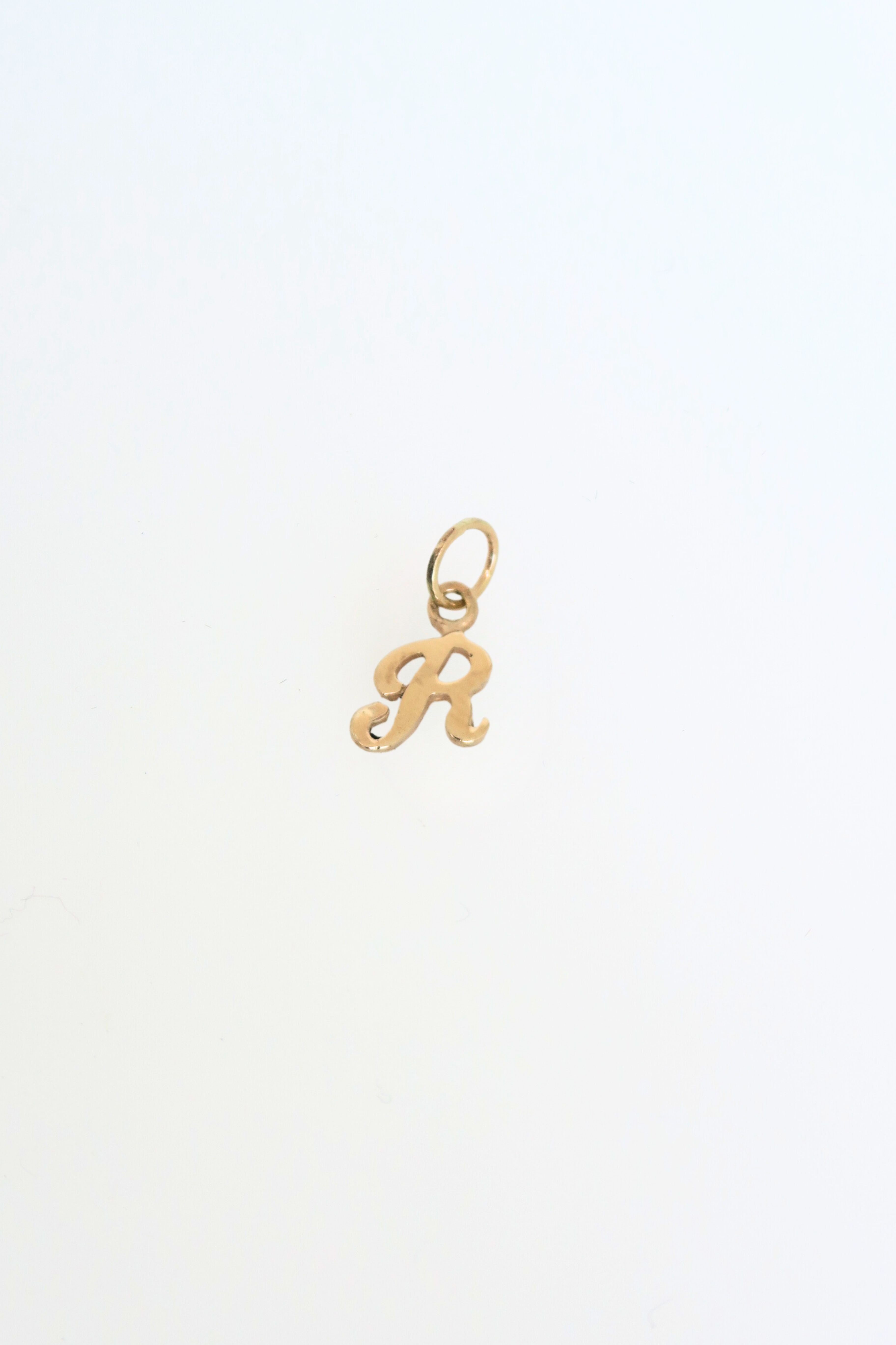 'R' Micro Initial Pendant