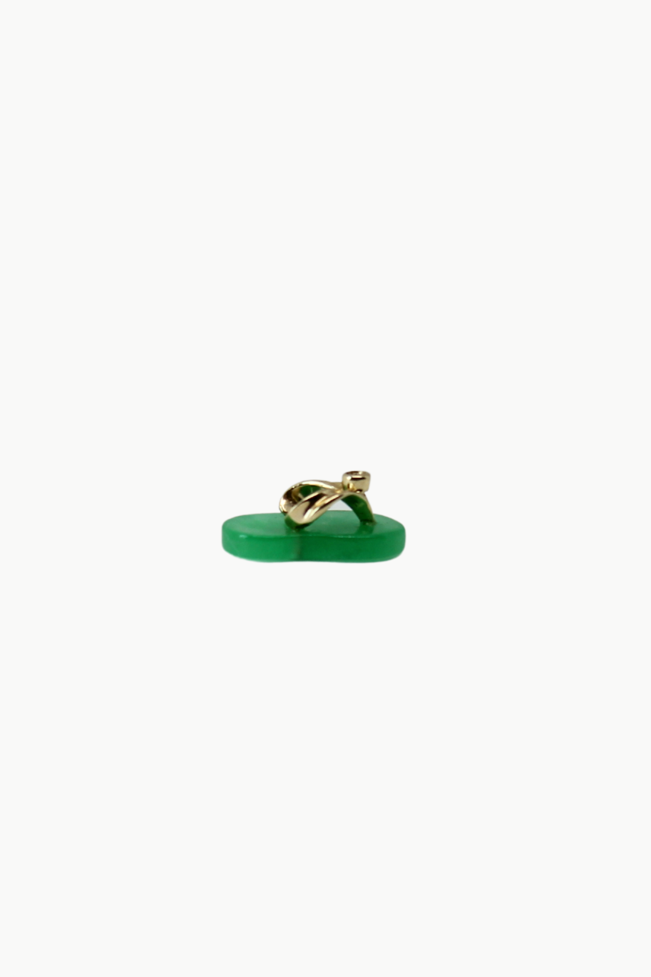Mini Green Jade Slippah Pendant with Single Melee Diamond