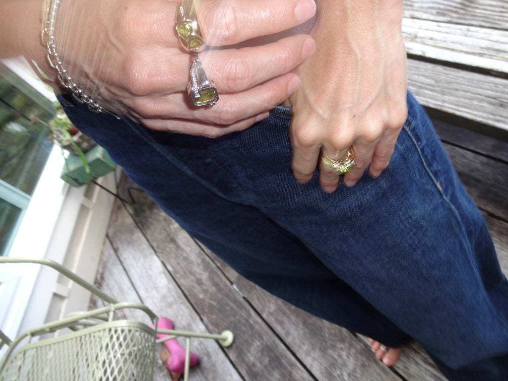 Taylor Peridot Rectangle Ring [Size 6.75]
