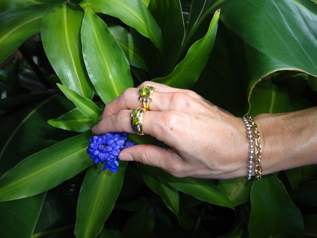 Lindsey Peridot Ring [Size 6.75]