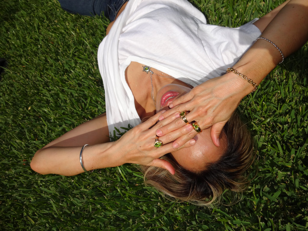 Janyce Oval Peridot Ring [Size 7]