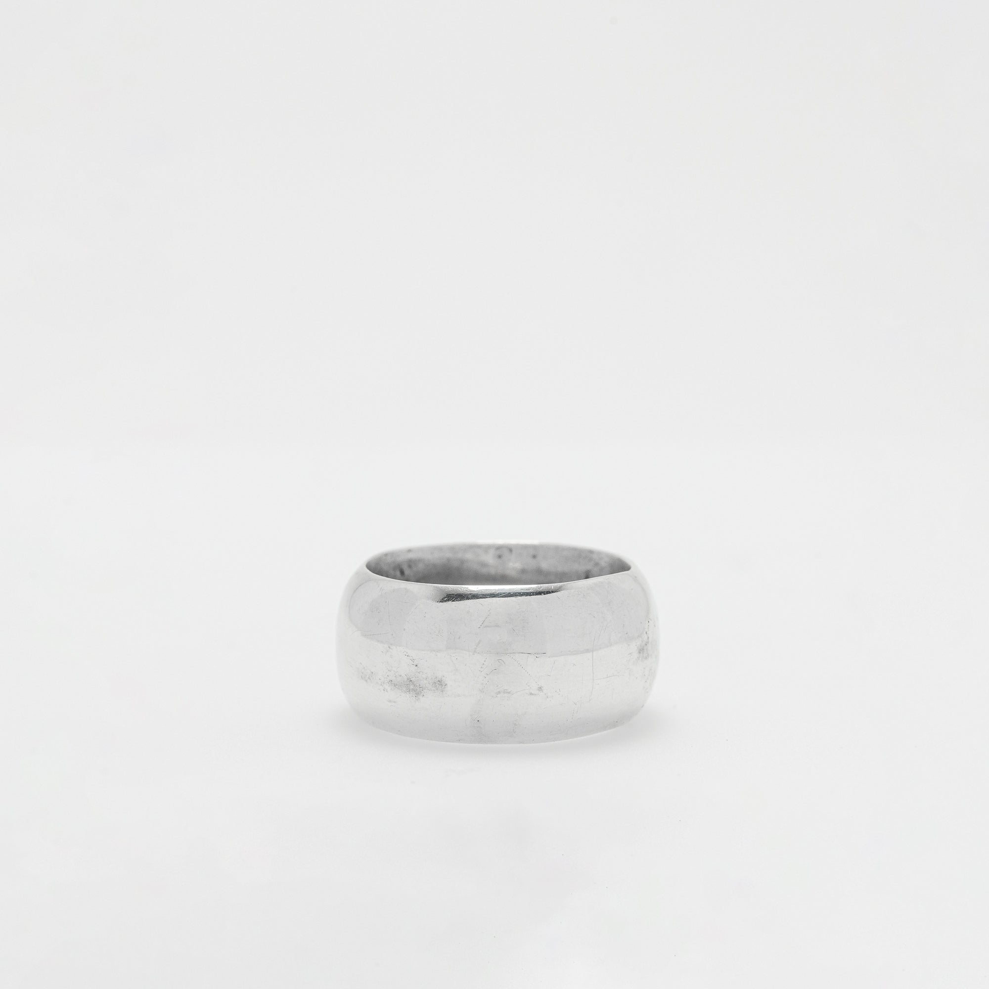 Simple Thick Band Ring