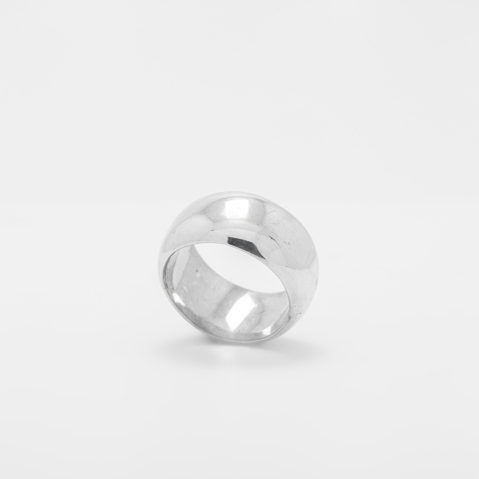 Simple Thick Band Ring