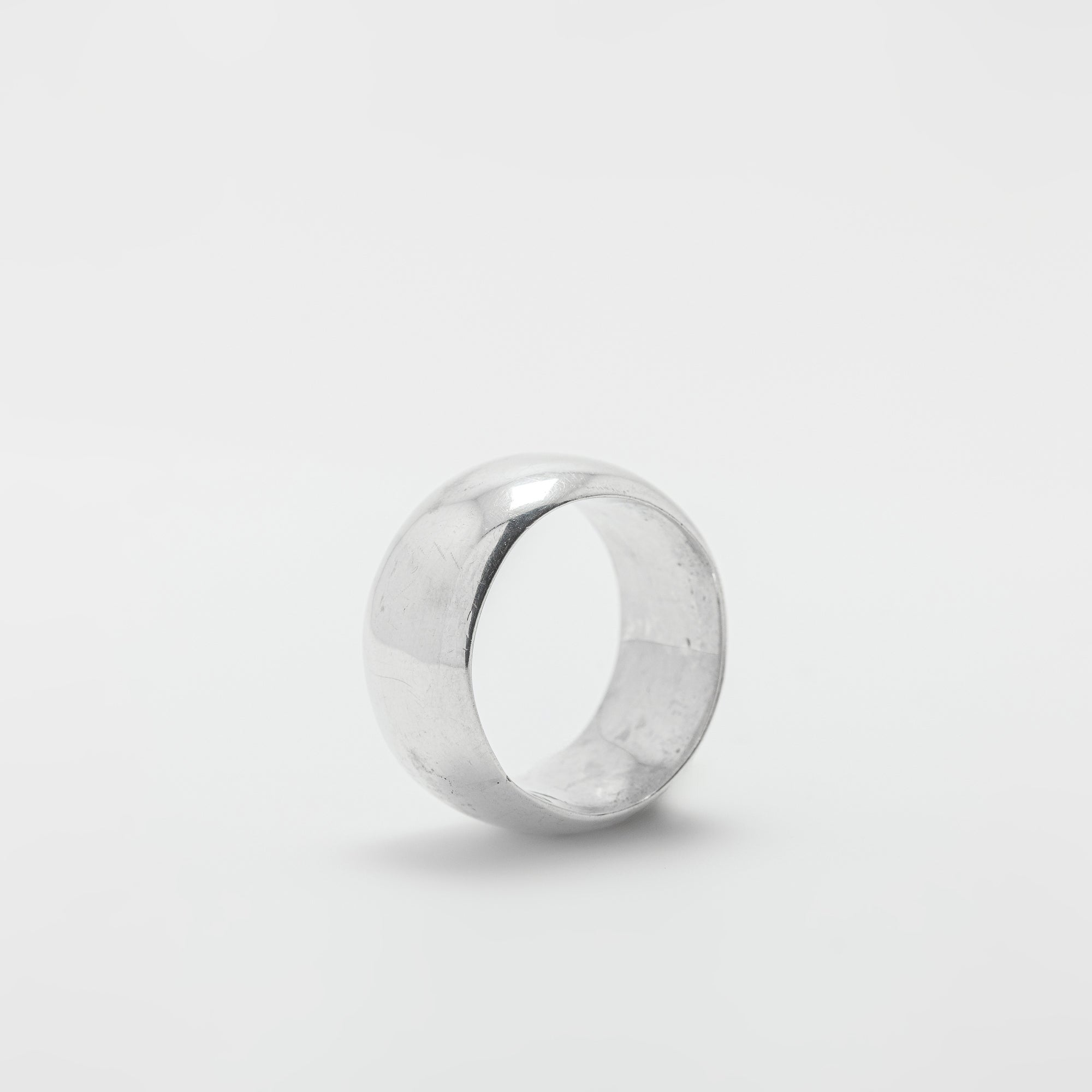 Simple Thick Band Ring