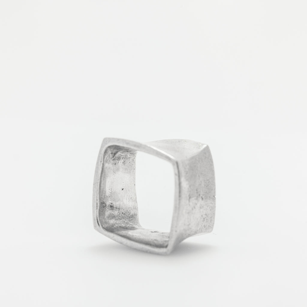 Gehry Ring