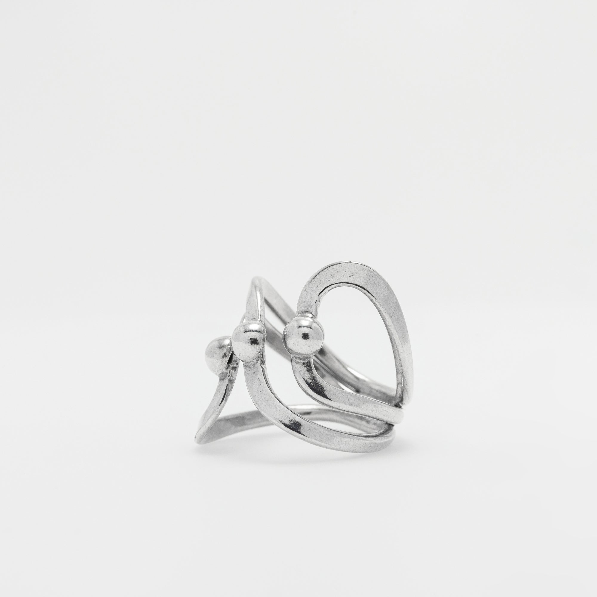Triple Dot Swirl Ring