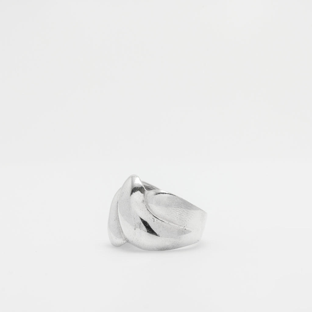 Twist Ring