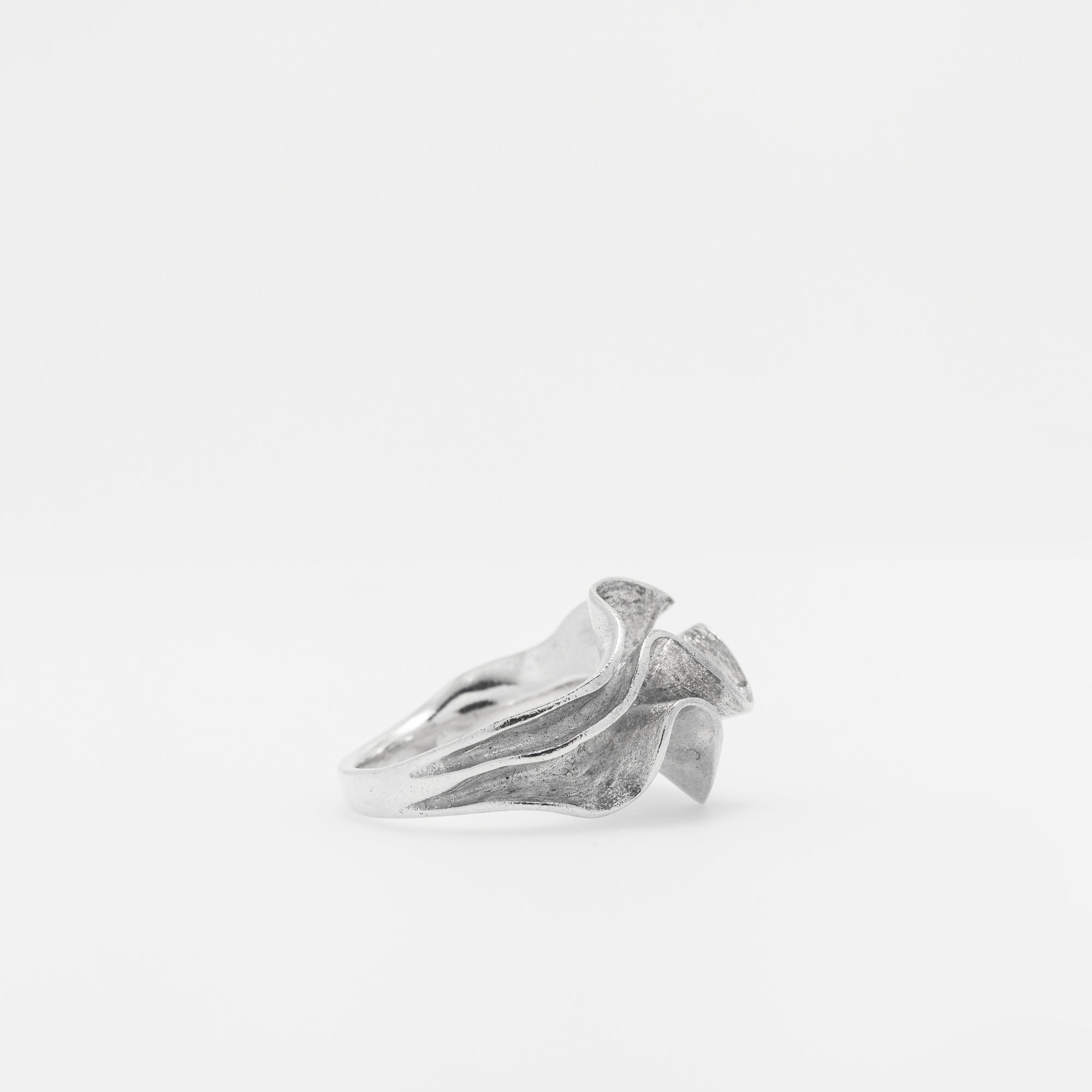 Oyster Ring