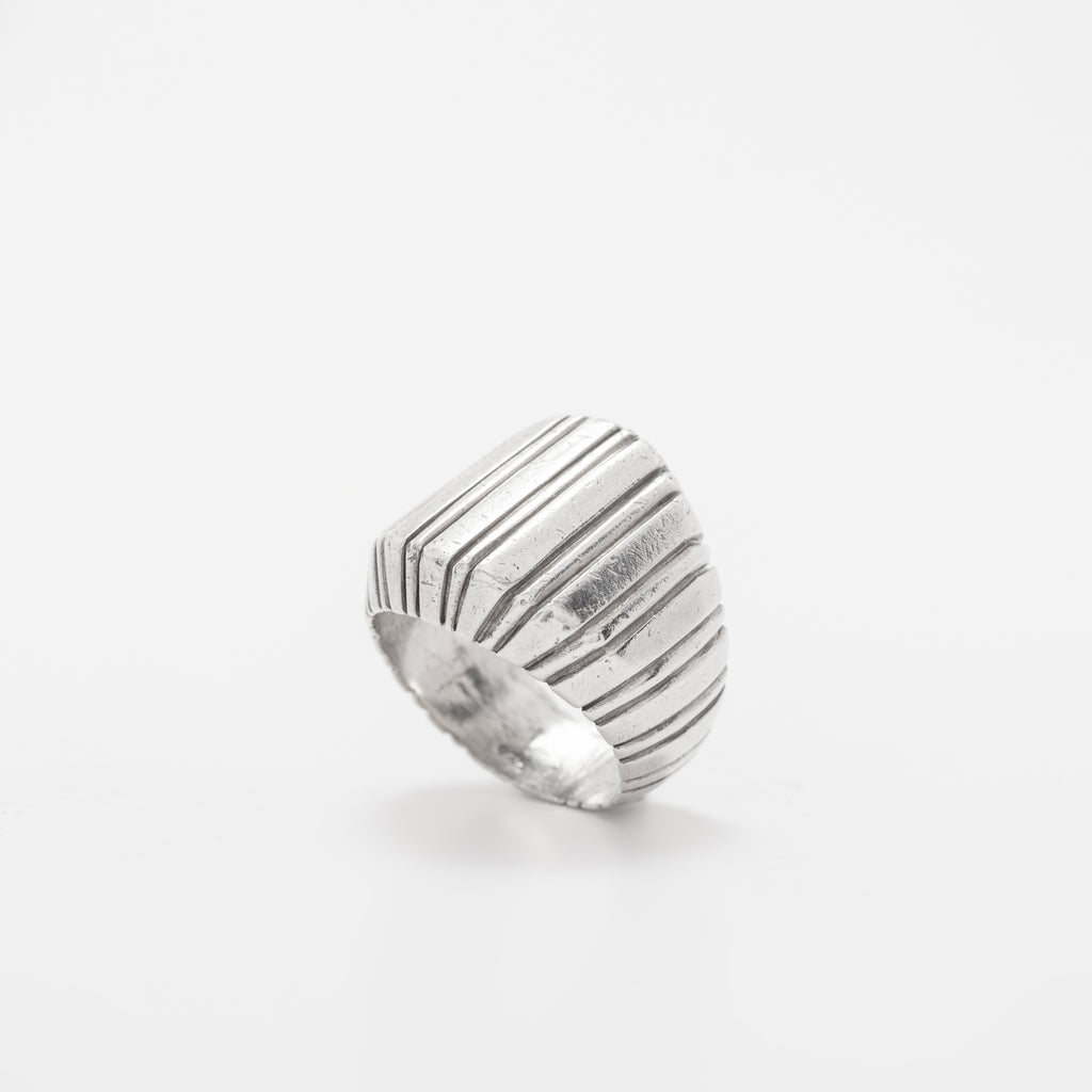 Striation Ring