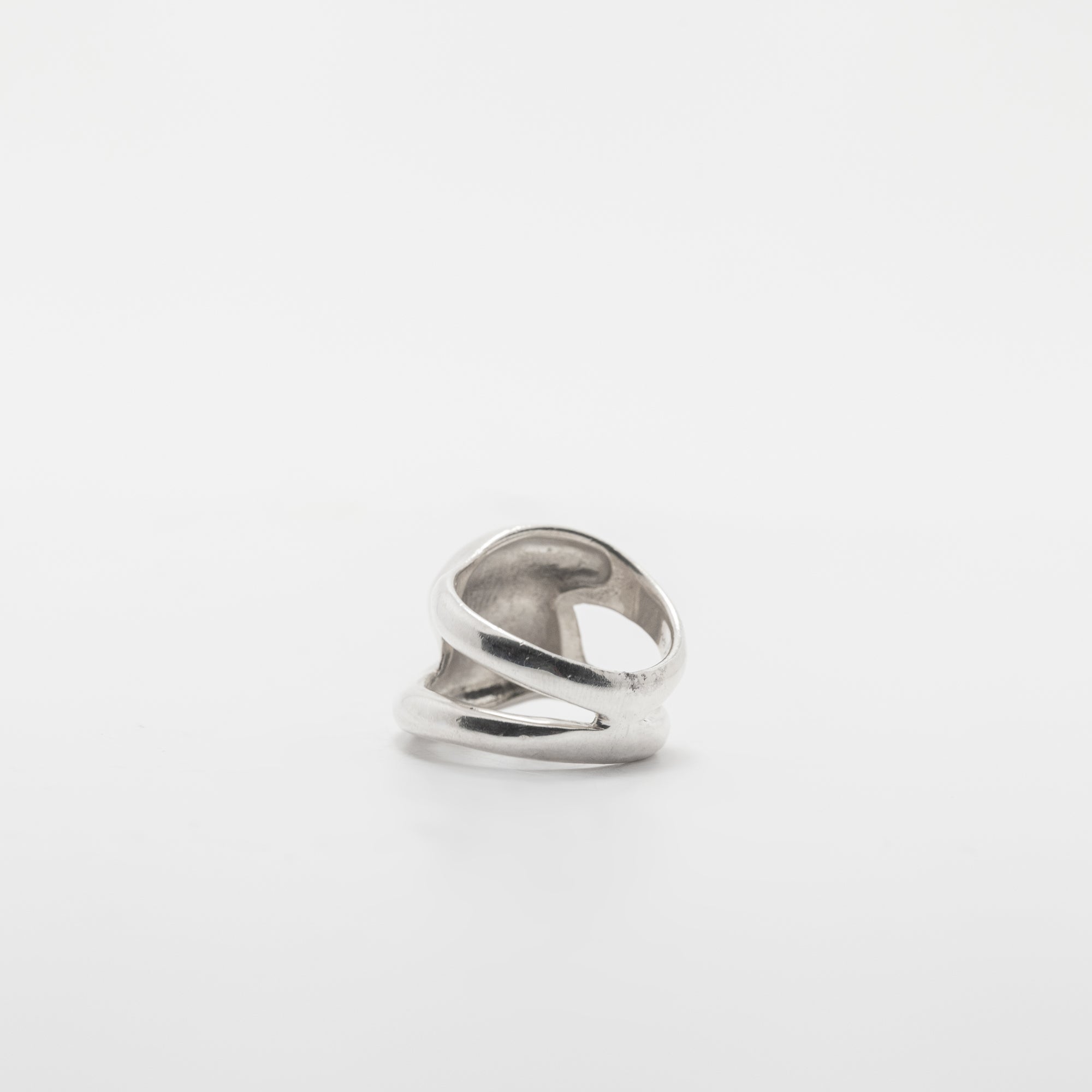 Pretzel Ring