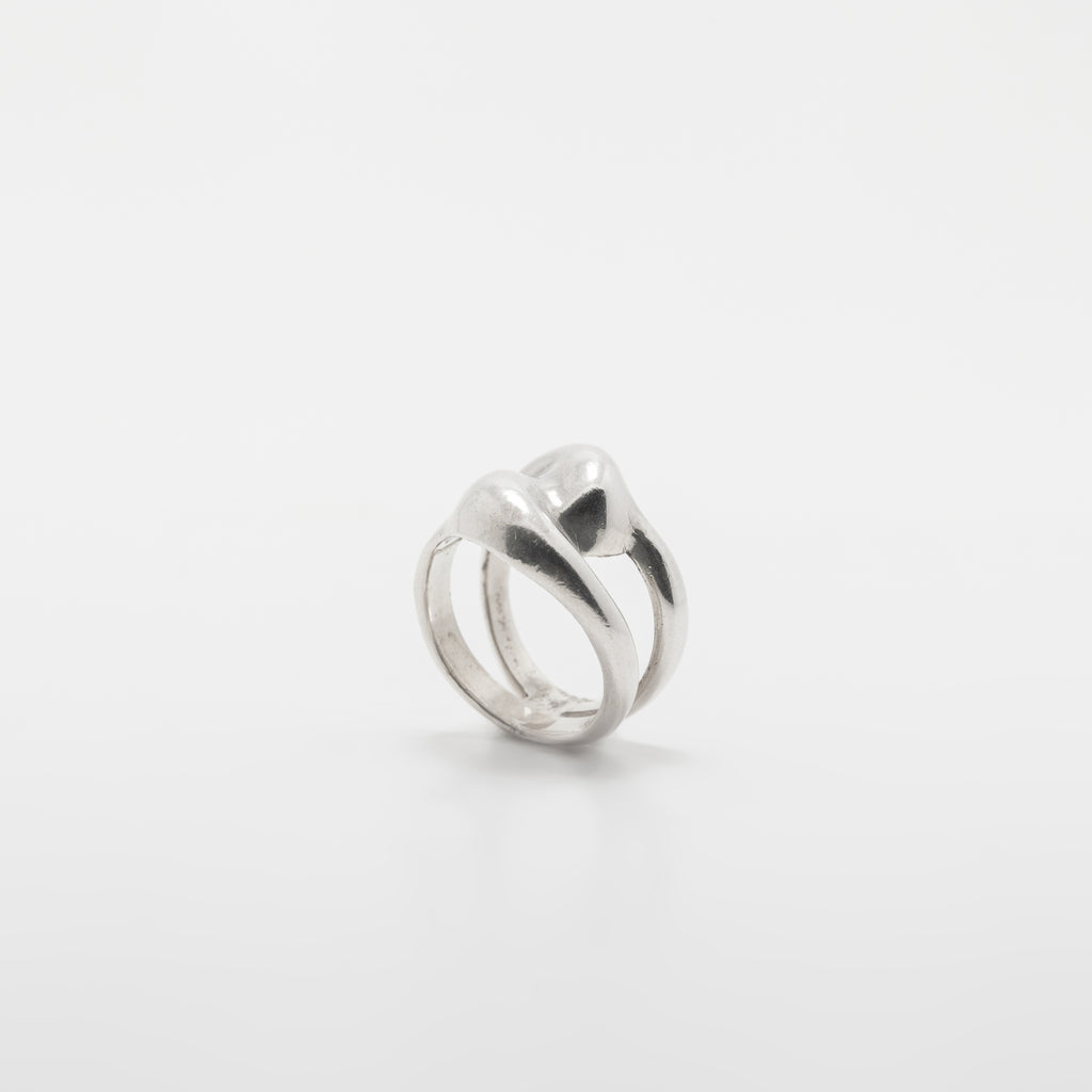 Pretzel Ring