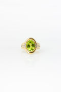 Janyce Oval Peridot Ring [Size 7]