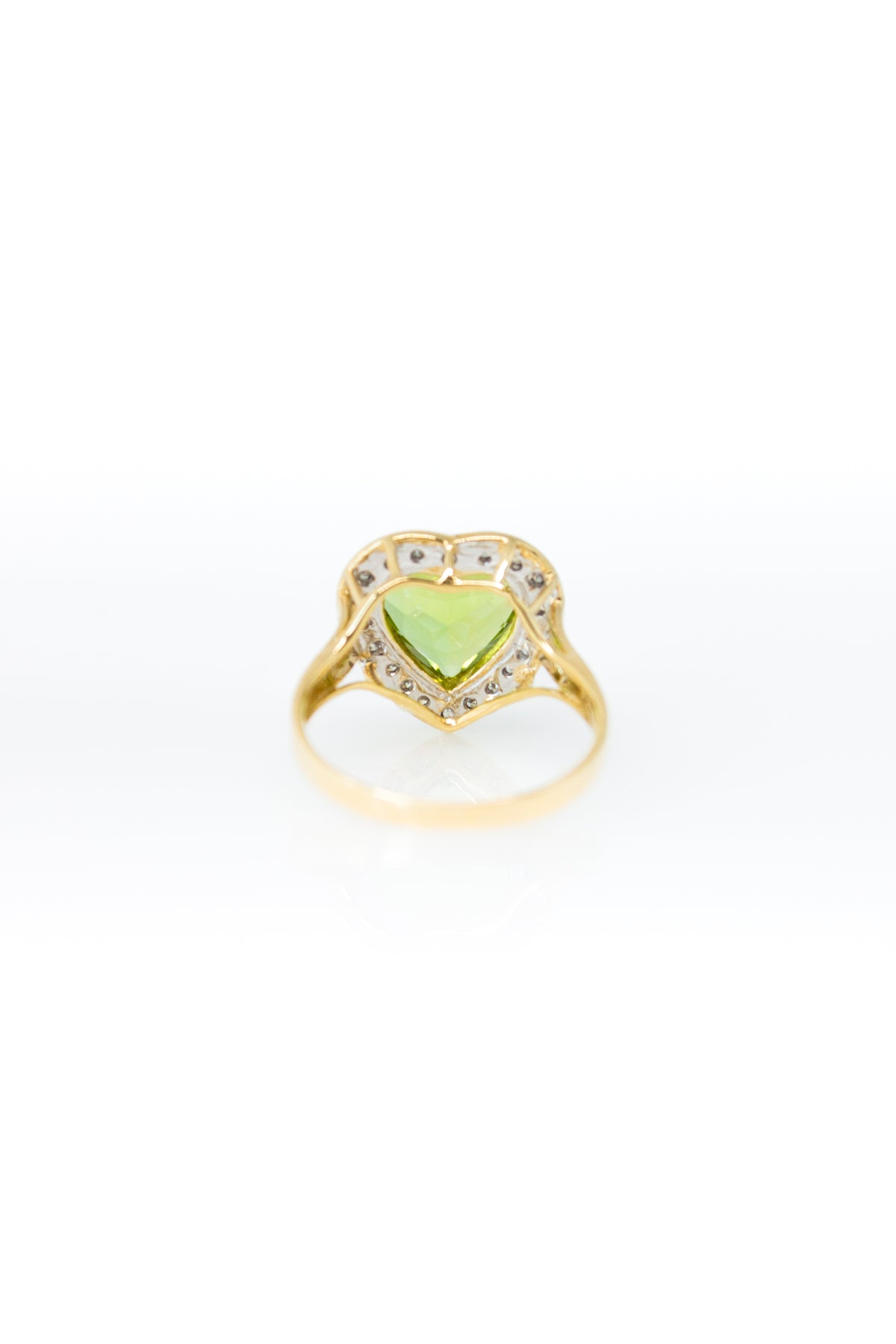 Mia Peridot Heart Ring [Size 7]