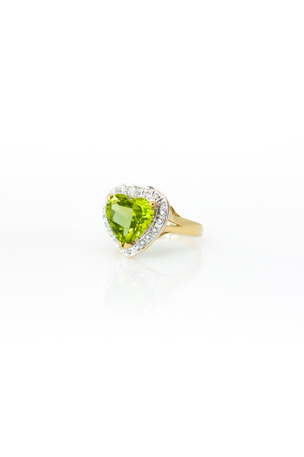 Mia Peridot Heart Ring [Size 7]