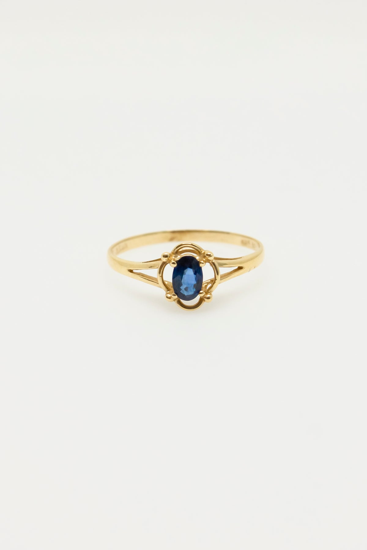 Marcela Sapphire Ring [Size 6]
