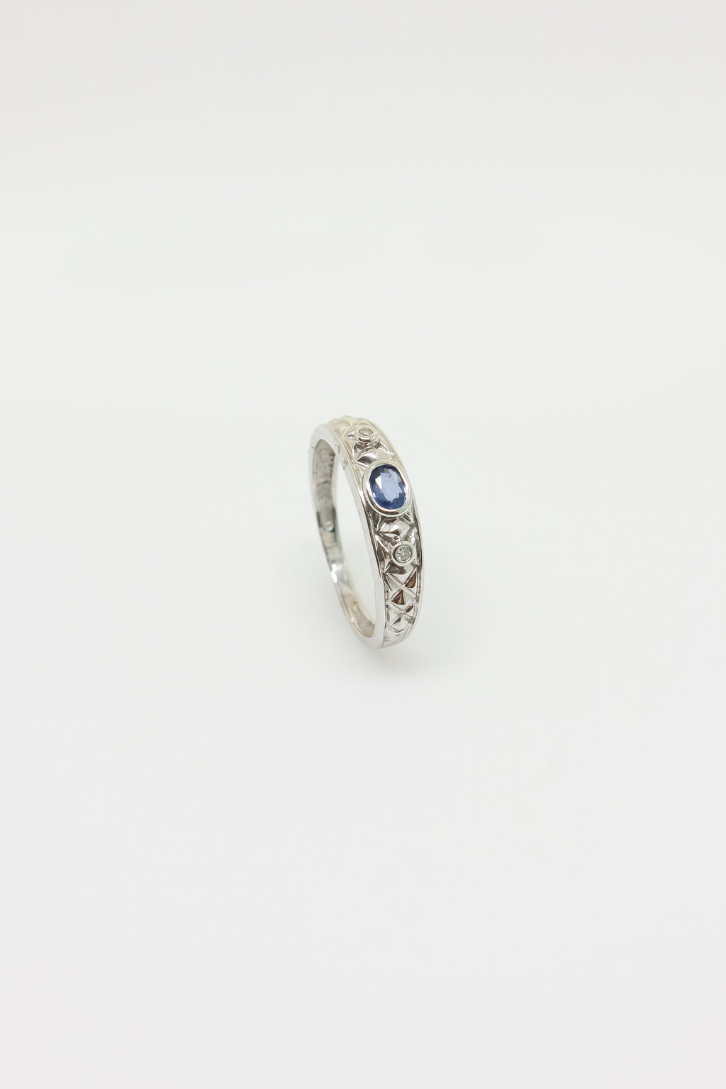 Sohyun Sapphire Ring [Size 6.5]