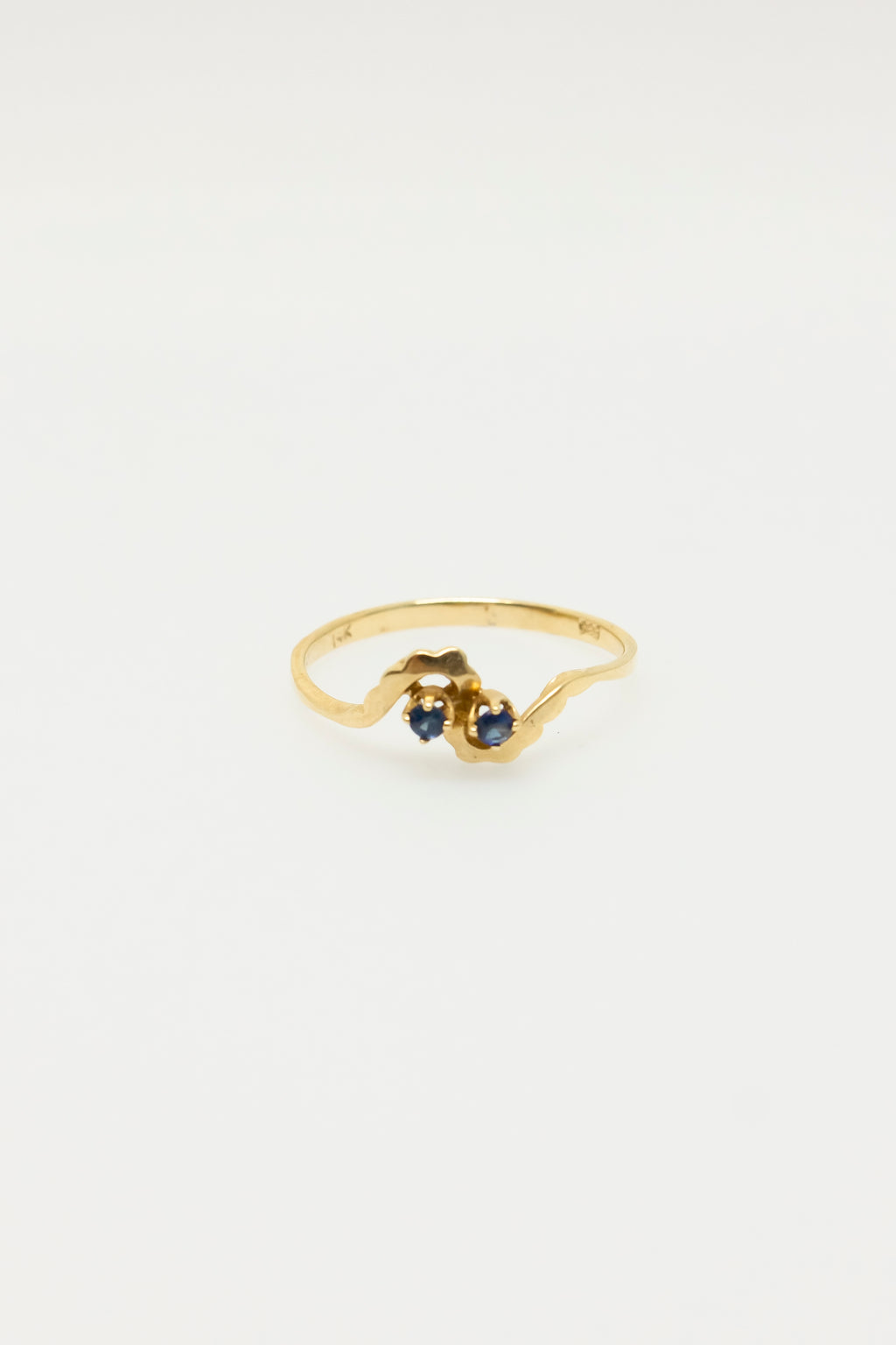 Jesse Wave Sapphire Ring [Size 5.5]