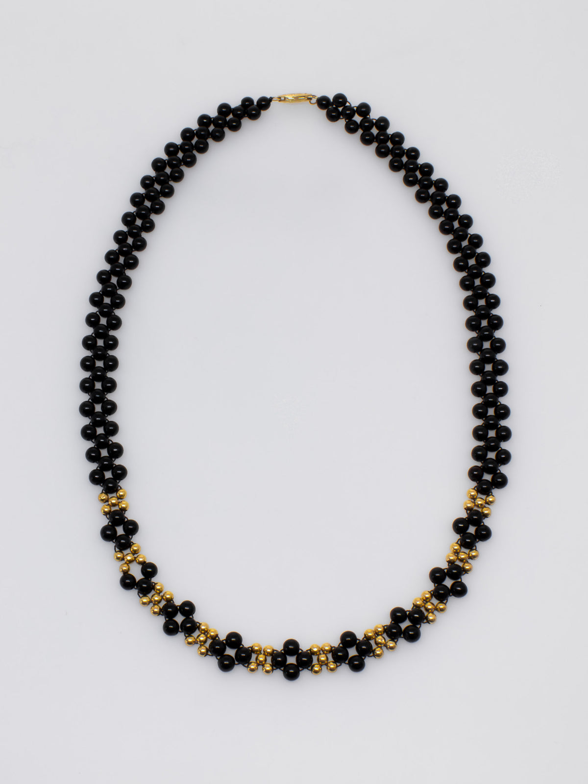 Black Coral Clover Necklace