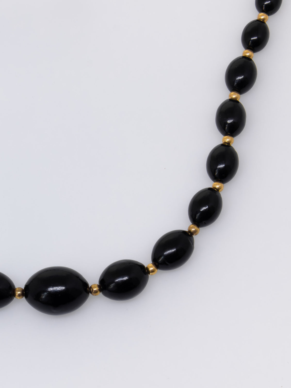 Black Coral Ellipsoid Gradient Necklace