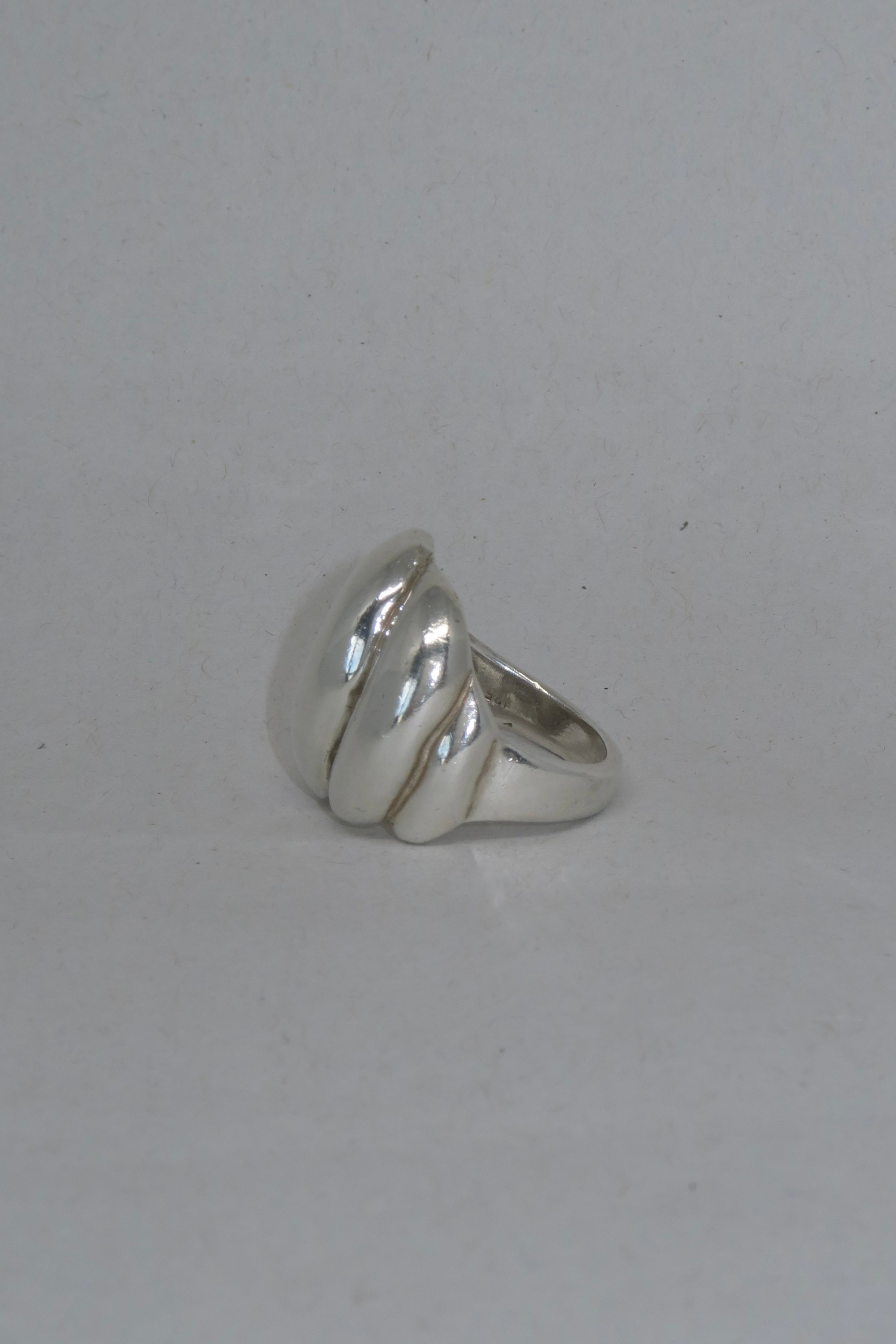 Concave Convex Ring