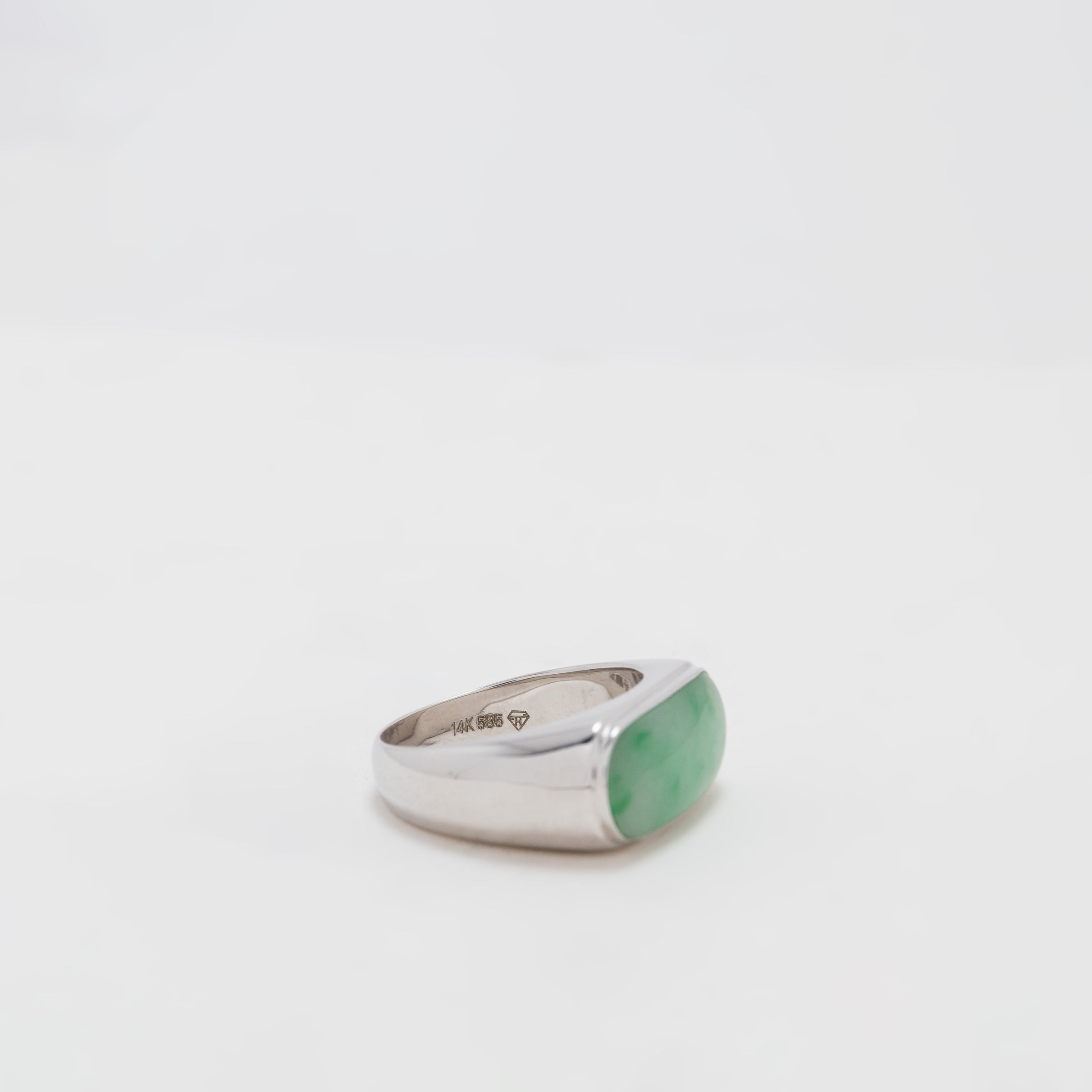 Jade Pill Ring Ver. 4