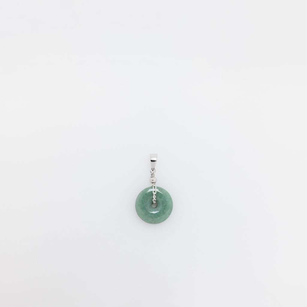 Wu Yong Ke Jade Donut Pendant