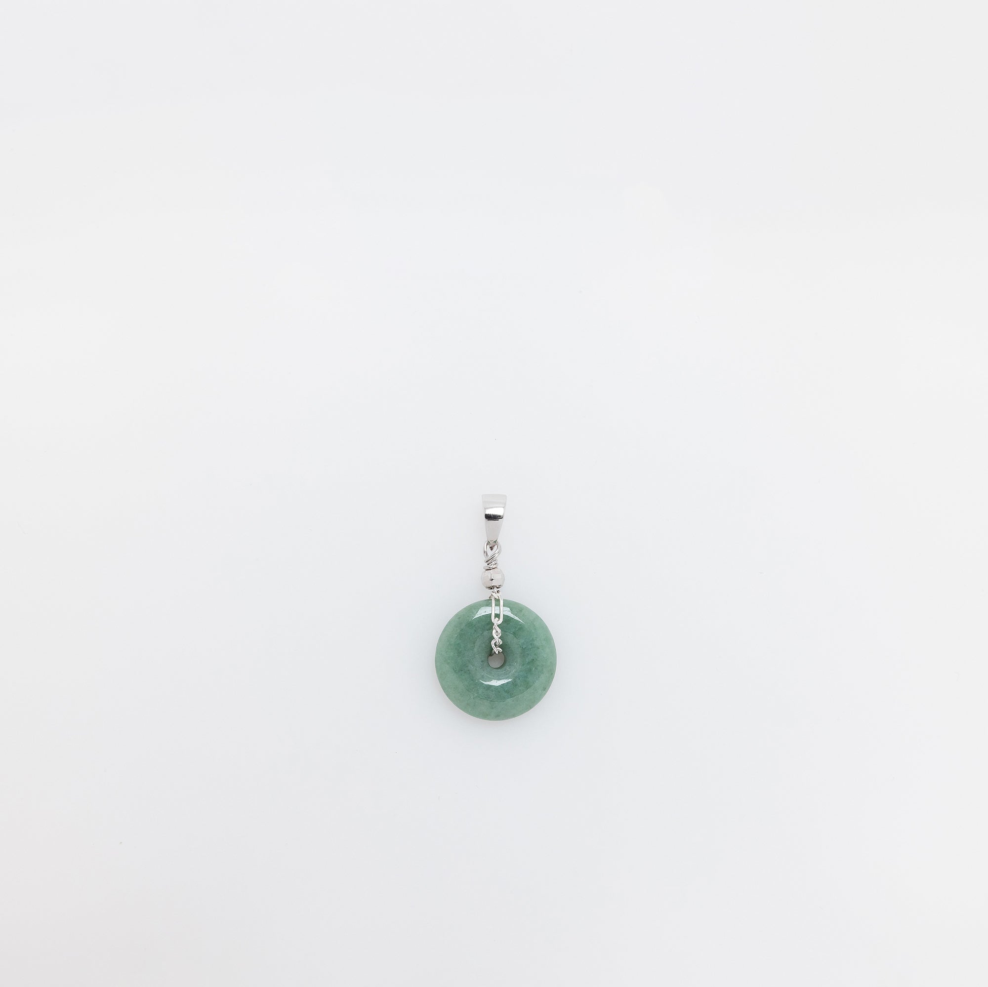 Wu Yong Ke Jade Donut Pendant