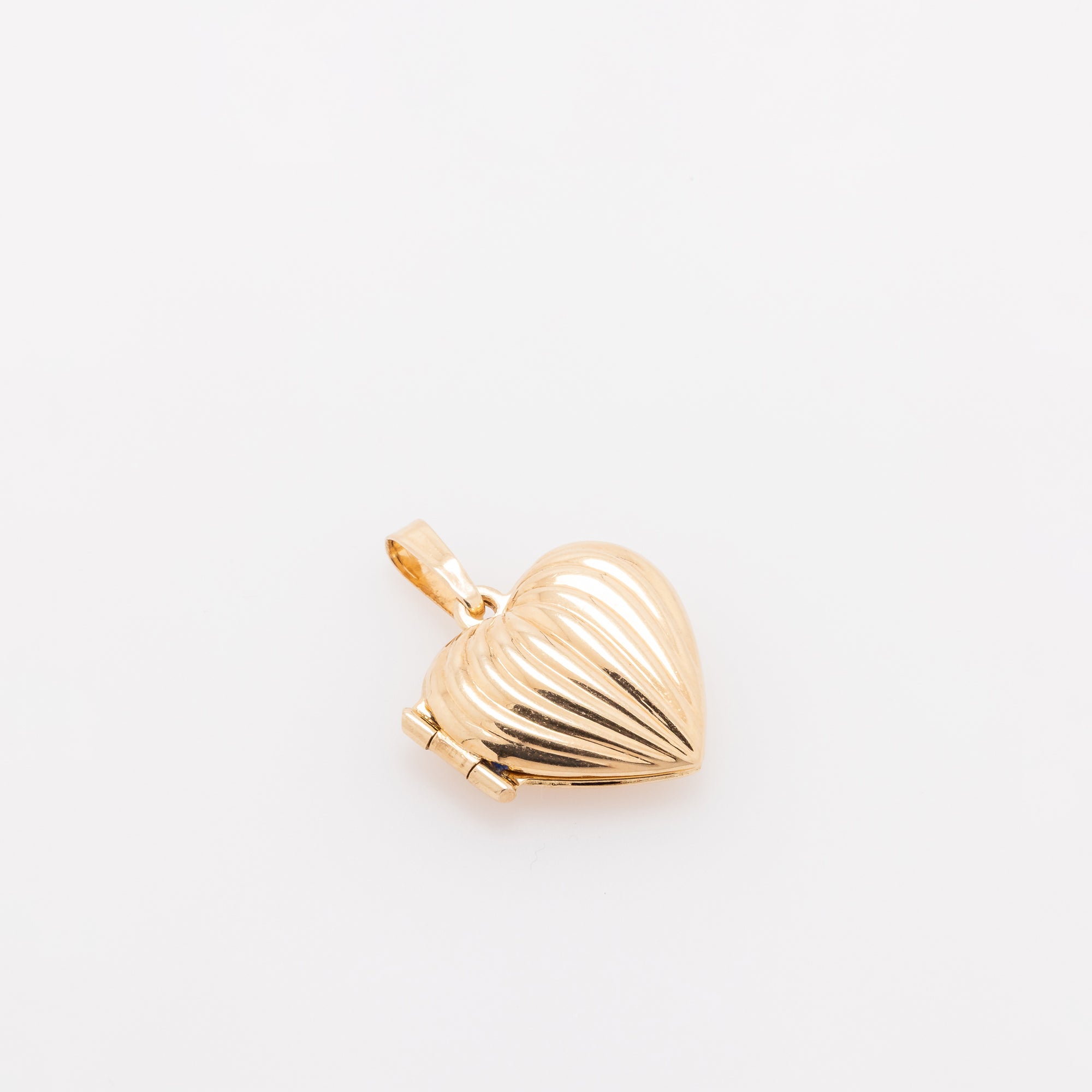 Vertical Stripes Heart Locket Pendant