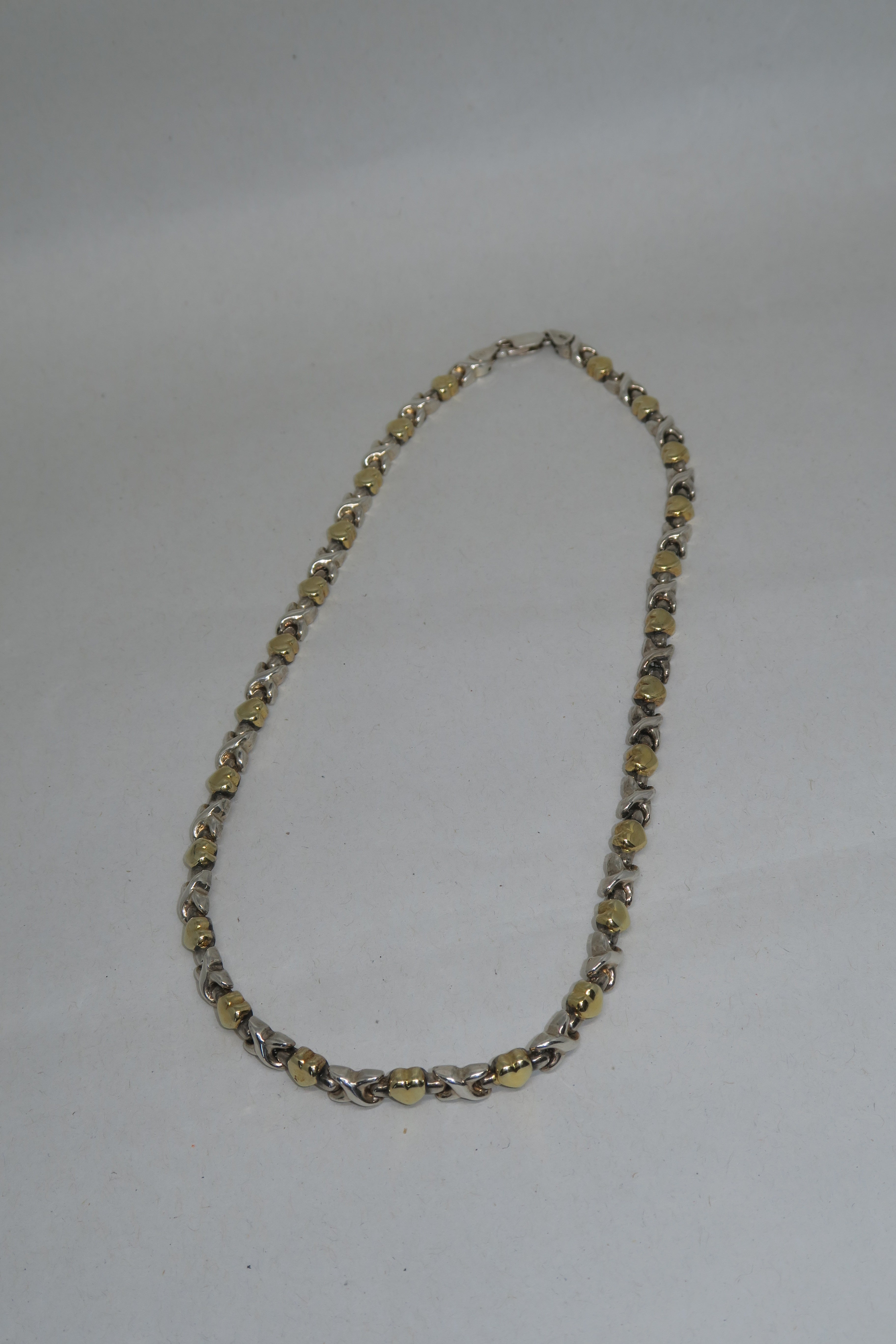 XOXO Chain