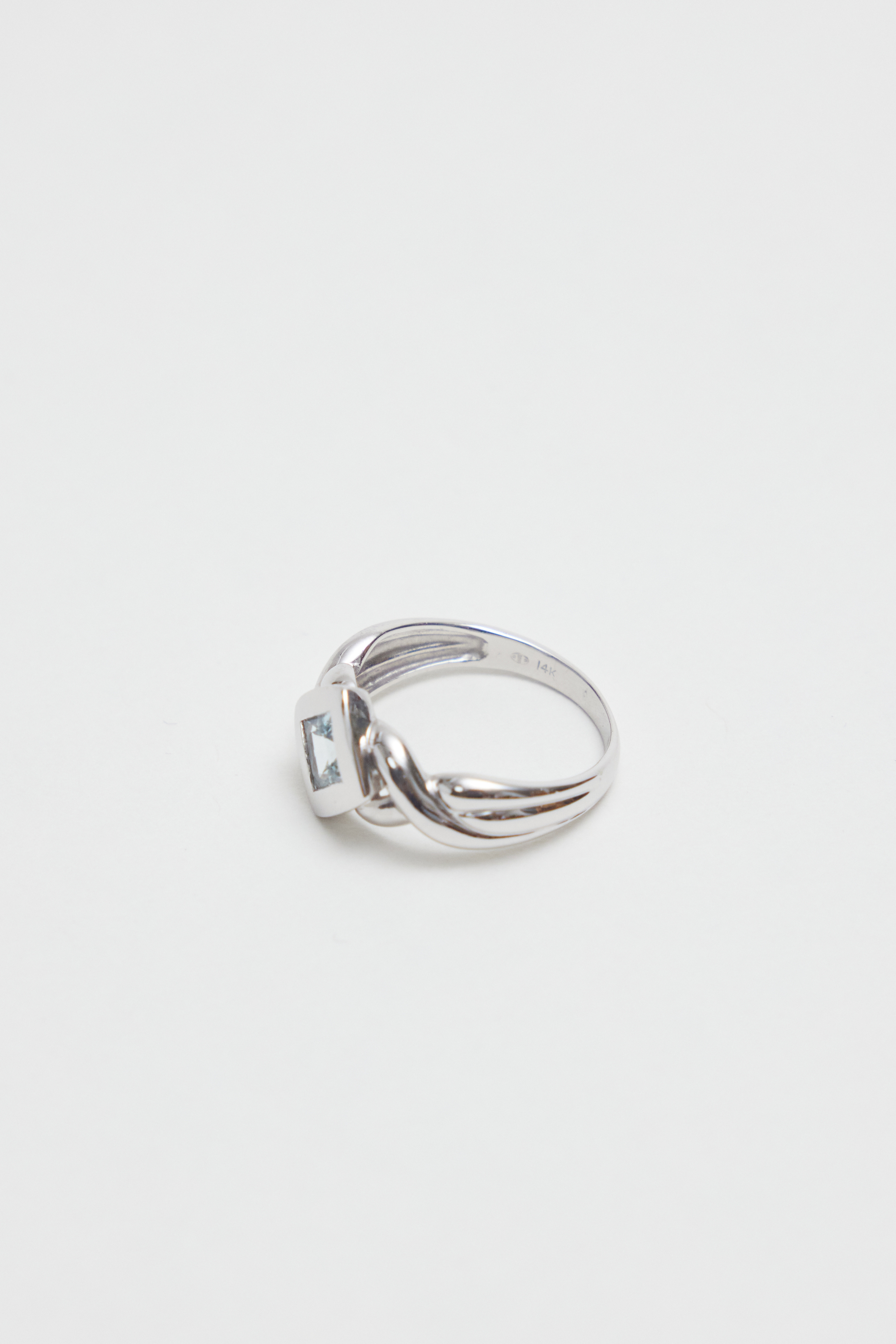 Yohan Ring