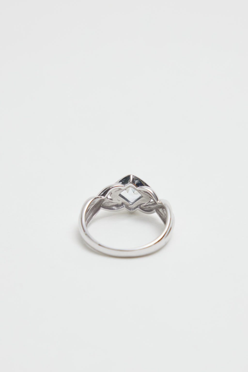 Yohan Ring