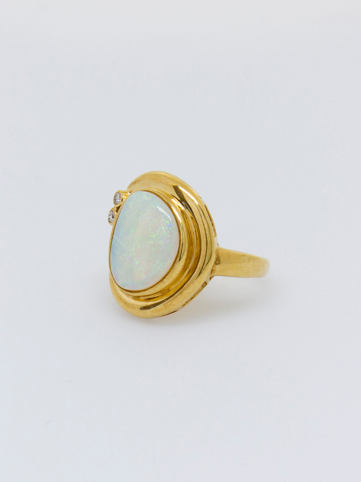 Yoa Opal Ring [Size 6]