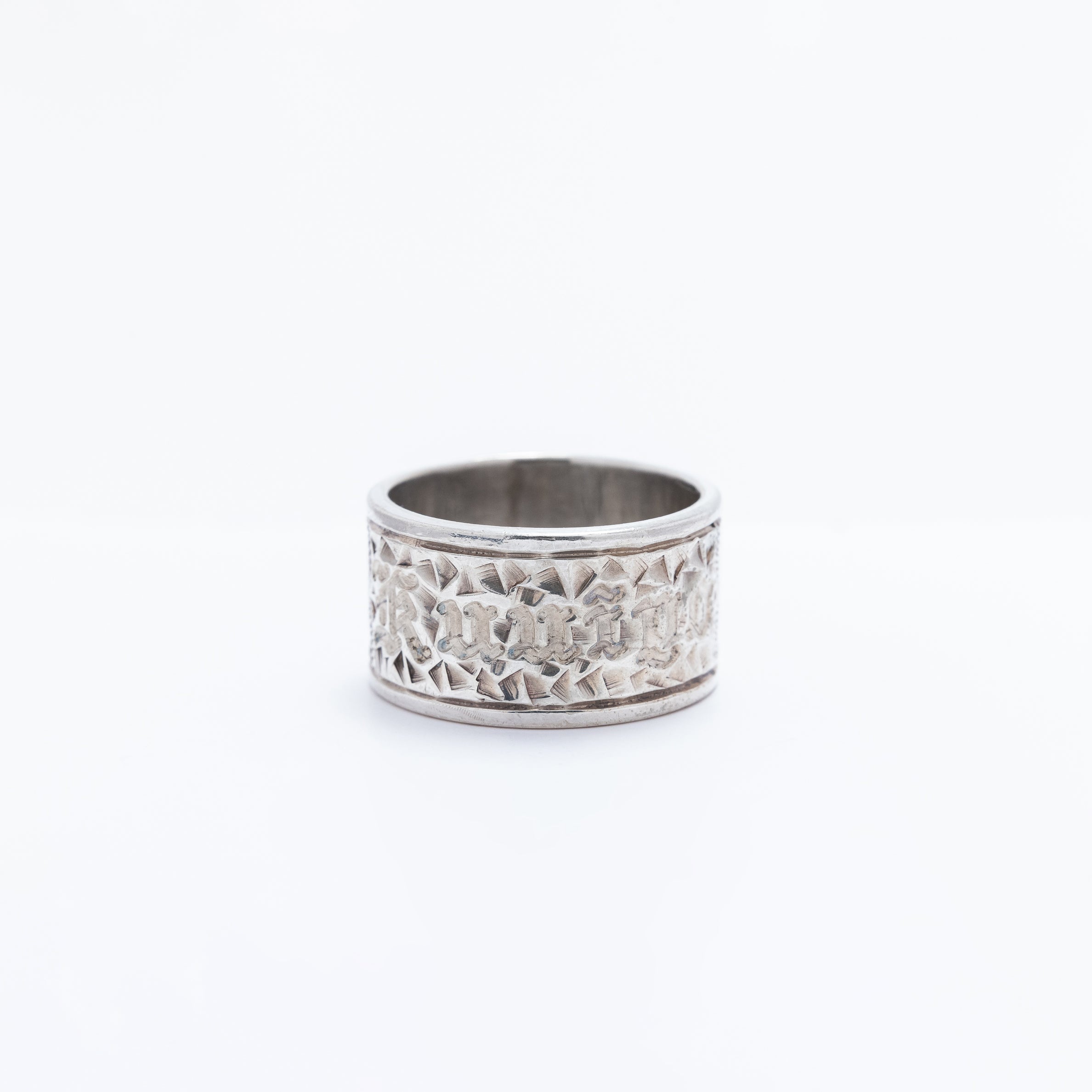 Ku'uipo Cigar Band Style Ring