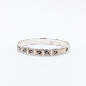 Honu Bangle with Black Enamel Ver.1
