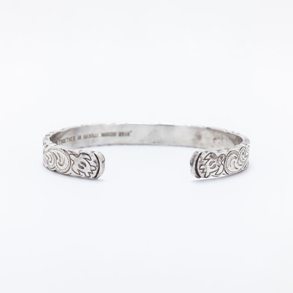 Ku'uipo Honu Cuff with Hawaiian Heritage Scroll
