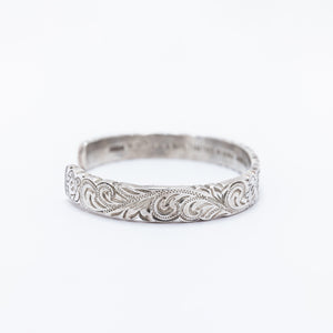 Ku'uipo Honu Cuff with Hawaiian Heritage Scroll