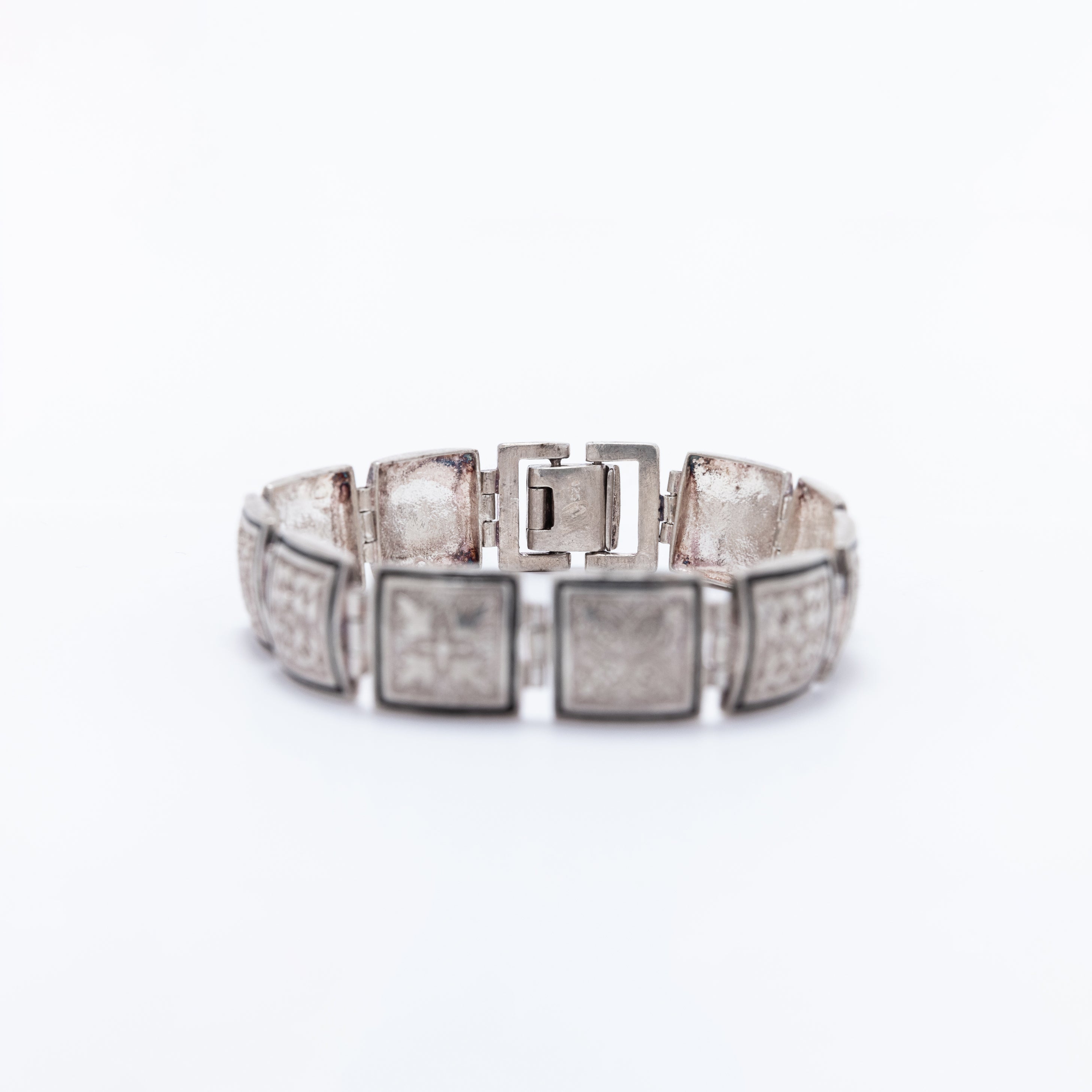 Hawaiian Quilt Bracelet with Black Enamel
