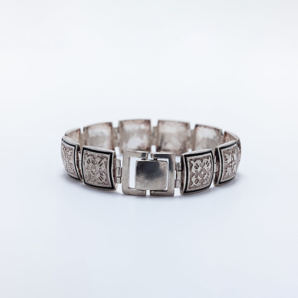 Hawaiian Quilt Bracelet with Black Enamel