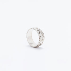 Double Plumeria Heritage Scroll Ring