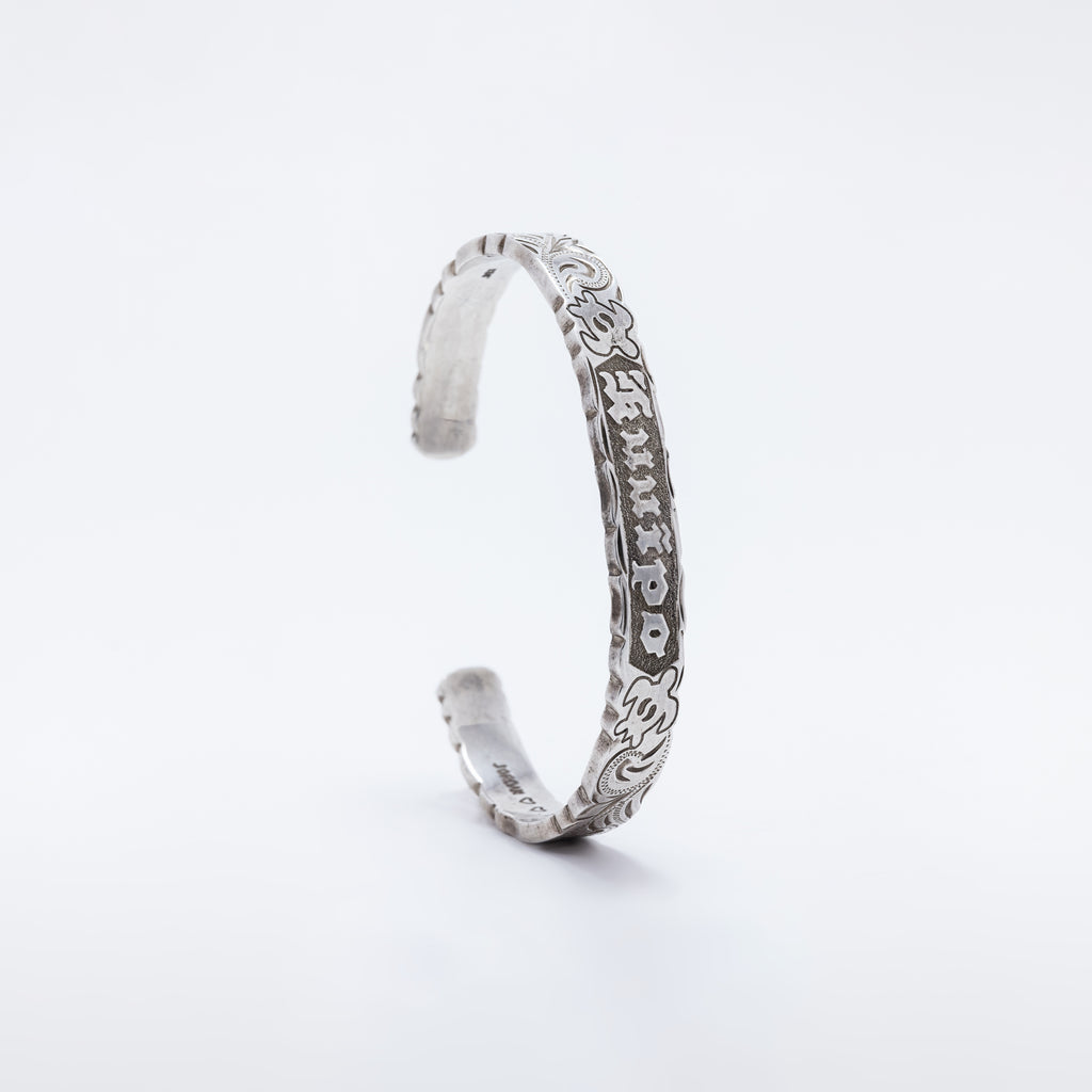 Ku'uipo Honu Cuff with Hawaiian Heritage Scroll