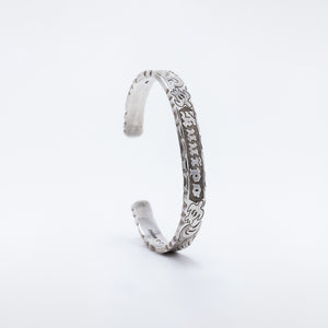 Ku'uipo Honu Cuff with Hawaiian Heritage Scroll