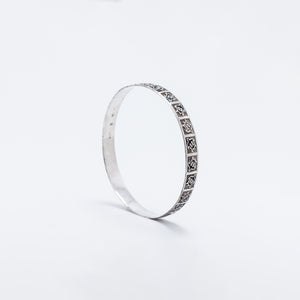 Honu Bangle with Black Enamel Ver.2