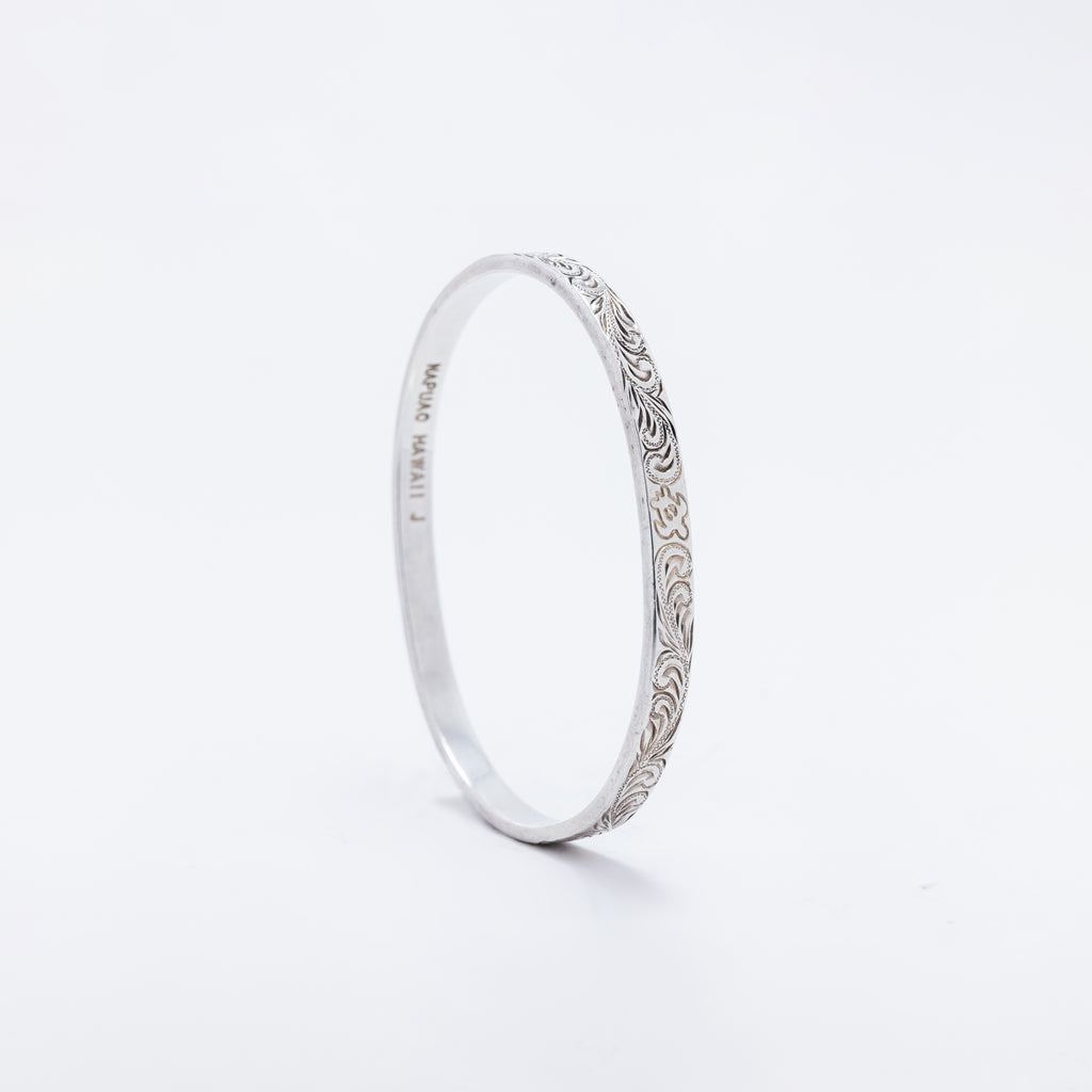 6mm Ku'uipo Bangle with Honu + Hawaiian Heritage Scroll