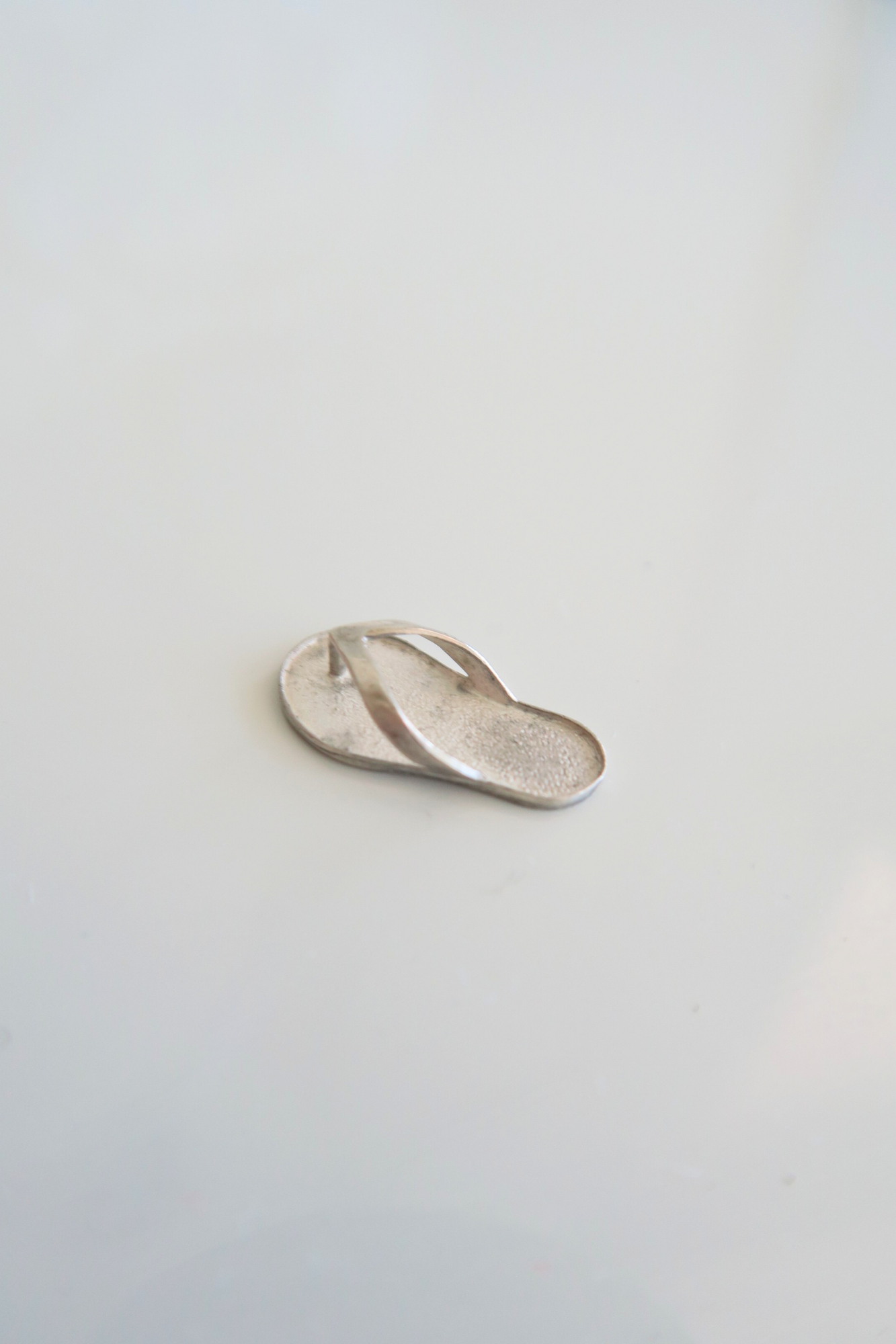 The Simple Silver Slippah Pendant