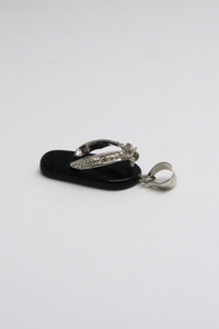 Black Onyx Dangling Slippah Pendant